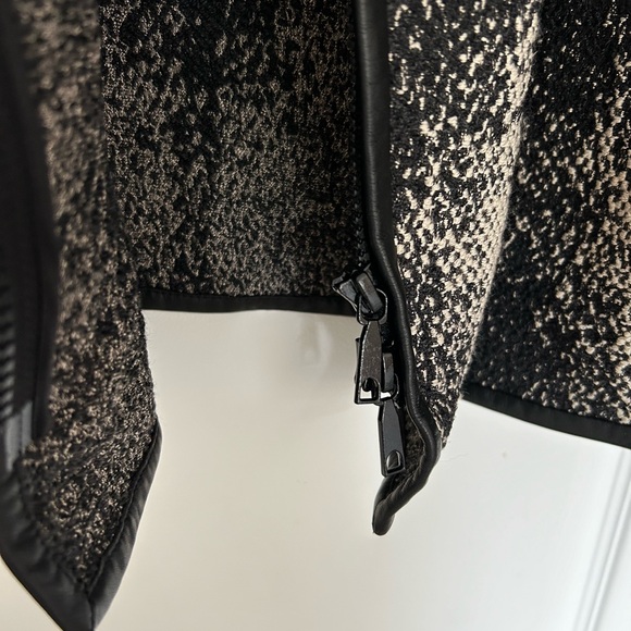 Lafayette148 Women’s Short Sleeve Overcoat - Picture 3 of 4